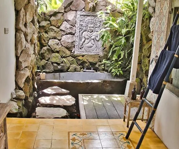 Sebatu Sanctuary Eco-resort リゾート テガララン